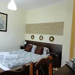 Grand Villa Ustka- Marmonoli, Pokoje Z Balkonami I Tarasami, Parking W Cenie ! 3*