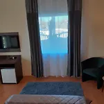 Frühstückspension Grand Villa Ustka- Marmonoli, Pokoje Z Balkonami I Tarasami, Parking W Cenie ! Stolpmünde