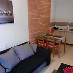 Grand Villa Ustka- Marmonoli, Pokoje Z Balkonami I Tarasami, Parking W Cenie ! 3* Stolpmünde