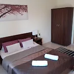 Frühstückspension Grand Villa Ustka- Marmonoli, Pokoje Z Balkonami I Tarasami, Parking W Cenie ! Stolpmünde