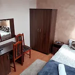 Grand Villa Ustka- Marmonoli, Pokoje Z Balkonami I Tarasami, Parking W Cenie ! 3*