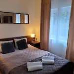 Grand Villa Ustka- Marmonoli, Pokoje Z Balkonami I Tarasami, Parking W Cenie ! Frühstückspension Stolpmünde