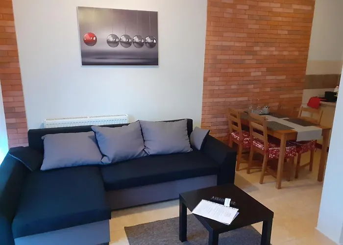 Grand Ustka- Marmonoli Couette-café 3*