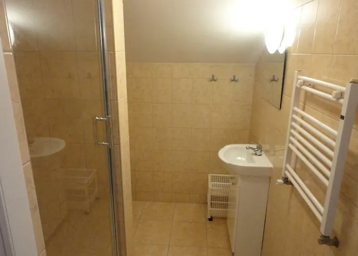 Grand Ustka- Marmonoli Couette-café